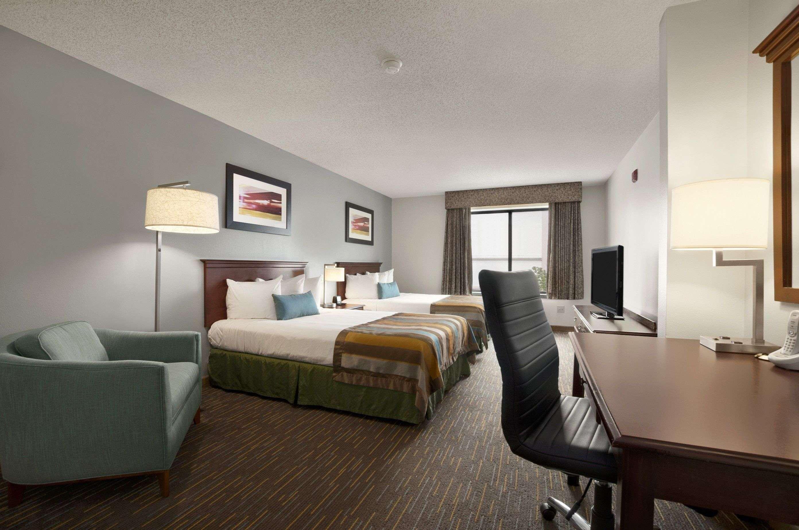 Hotel Wingate By Wyndham And Williamson Conference Center Round Rock Exterior foto