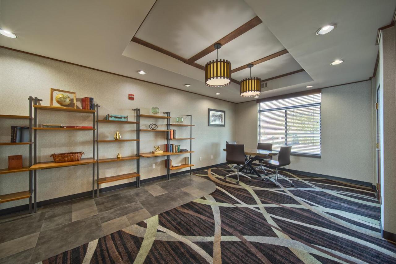 Hotel Wingate By Wyndham And Williamson Conference Center Round Rock Exterior foto